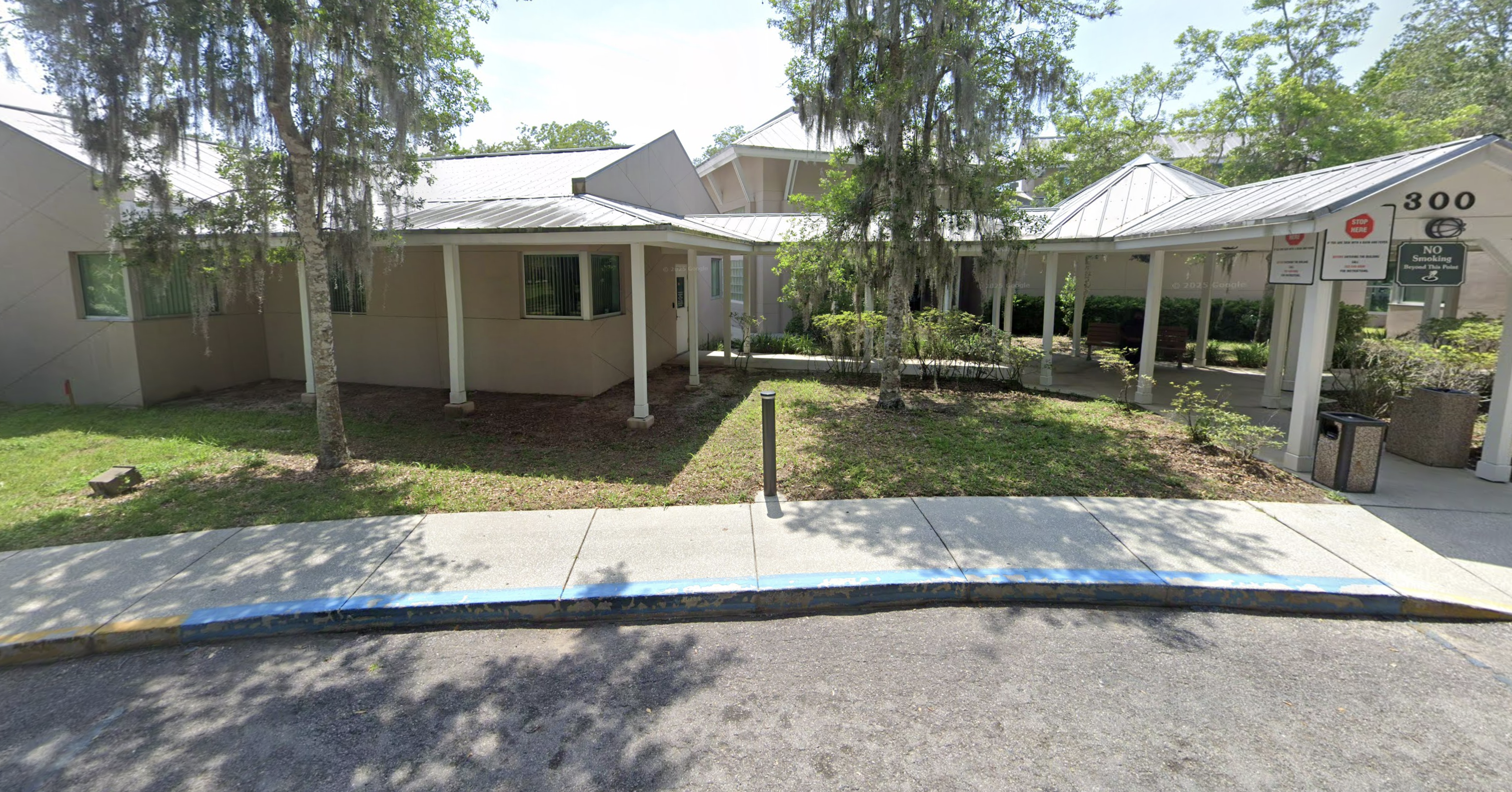 Front entrance of DOH-Brooksbille location